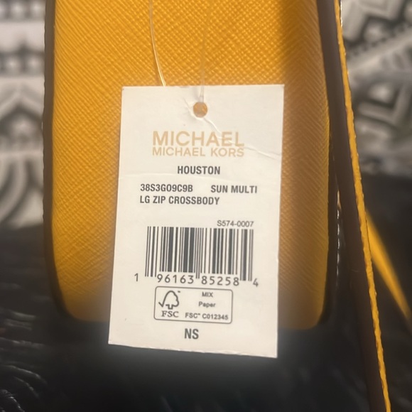 NWT Michael Kors Houston Crossbody - Picture 5 of 7